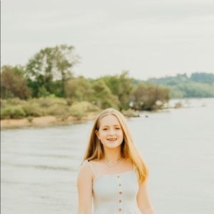 Meet your Posher, Bella